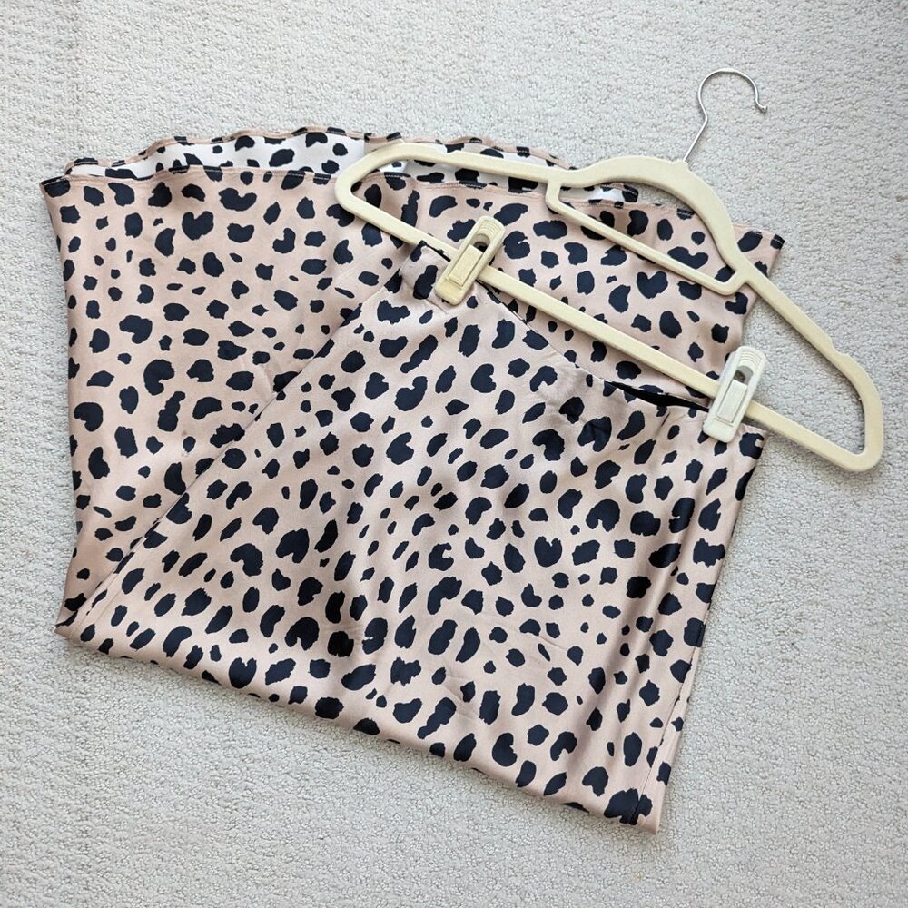 Réalisation par THE NAOMI midi skirt in Wild Things